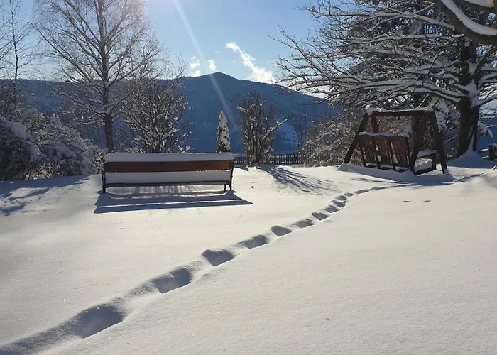 בית נופש Laerchenhuette Obergösel