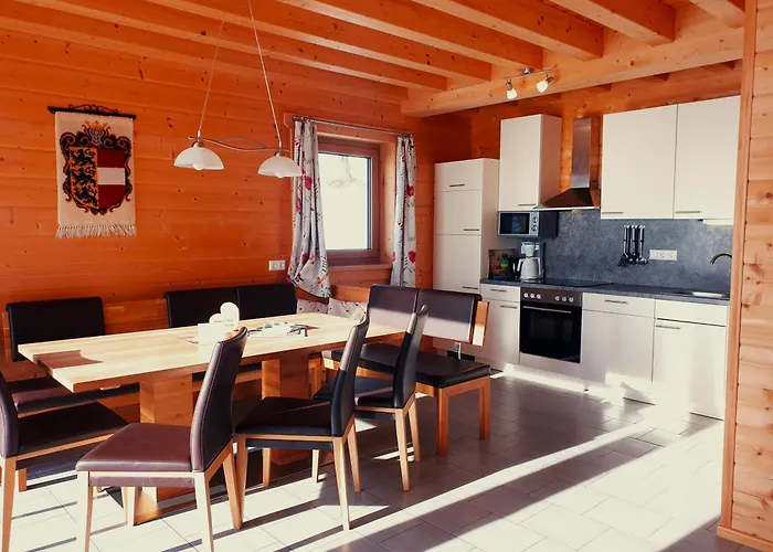 Laerchenhuette בית נופש